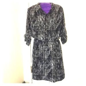 Size Medium 3/4 sleeve dress
